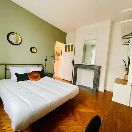 Le 52 - De Gamme Plein Centre - Parking Appartement *