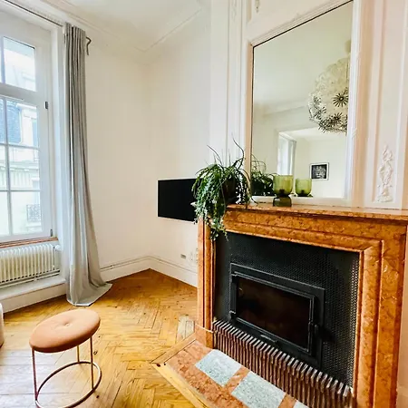 Apartment Le 52 - De Gamme Plein Centre - Parking Lille
