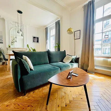 Apartment Le 52 - De Gamme Plein Centre - Parking *